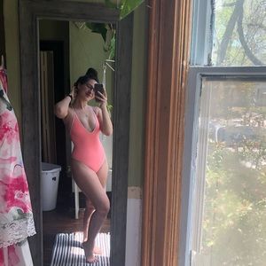 One piece swimming suit